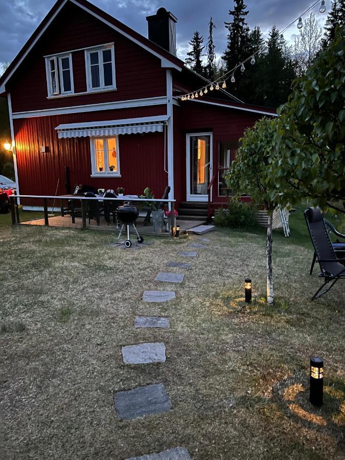 Villa Granhede -Sjoelaege Med Badtunna, Eldstad Med Mera Torsby Bagian luar foto